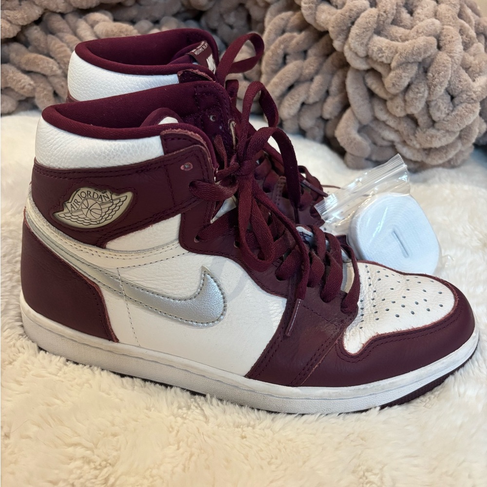 Jordan 1 Retro High OG- Bordeaux